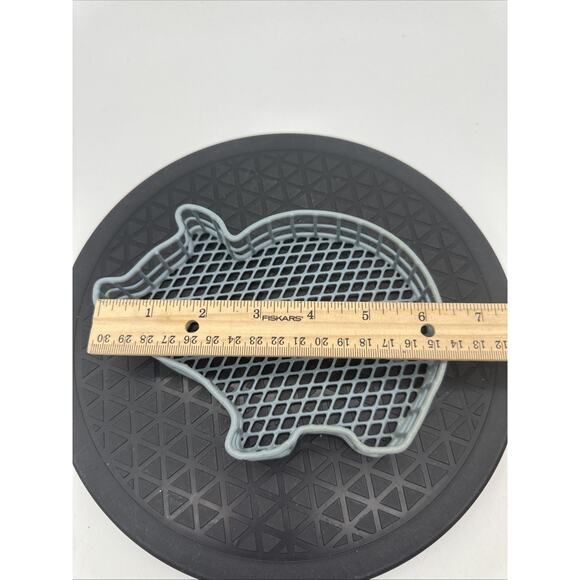 Vintage Wire Mesh Decorative Gift Giving Baskets Duck, Pig, Bear - Picture 5 of 8